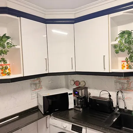 De Temporada En Malvarrosa Vacaciones Largas Long Desde 11 Noches Valence